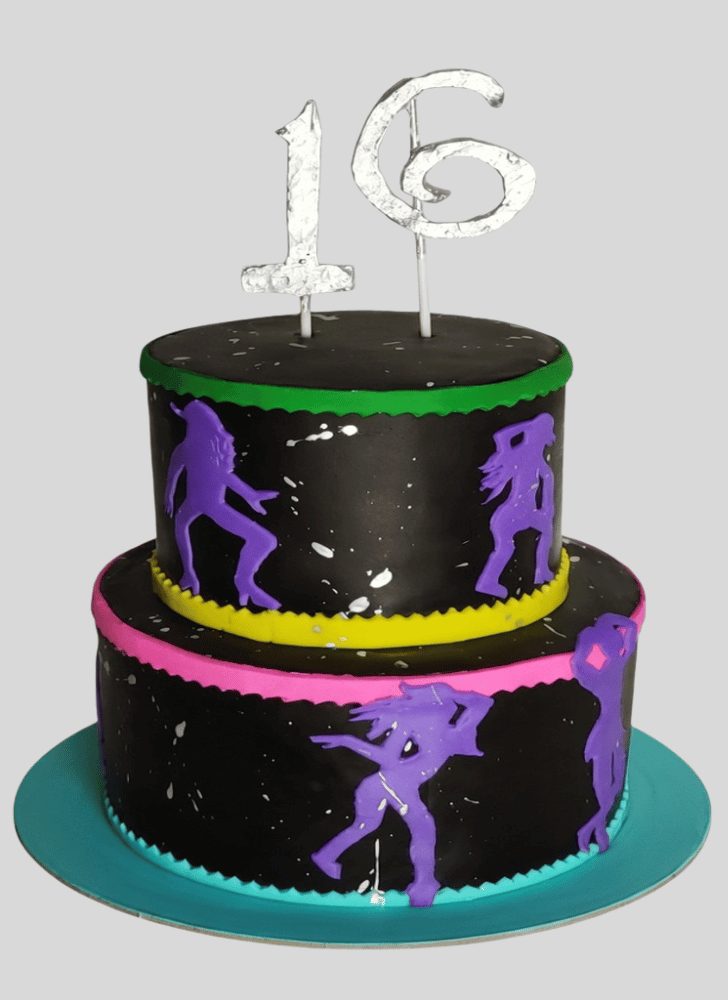 Beauteous Fondant Cake