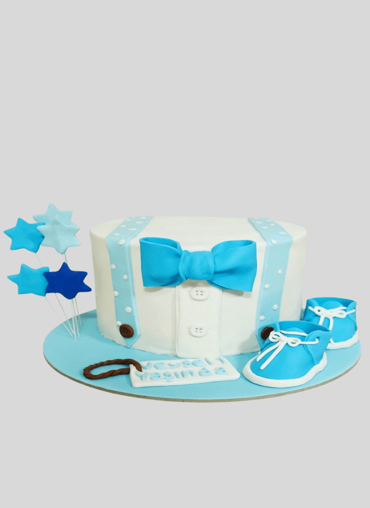Fascinating Fondant Cake
