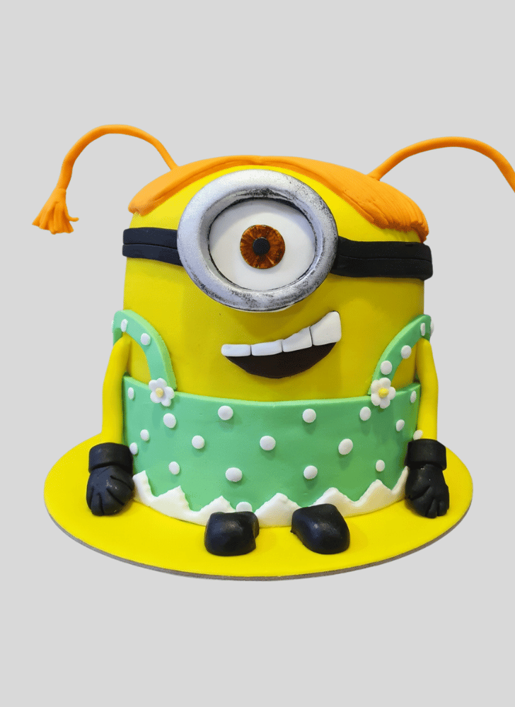 Resplendent Fondant Cake