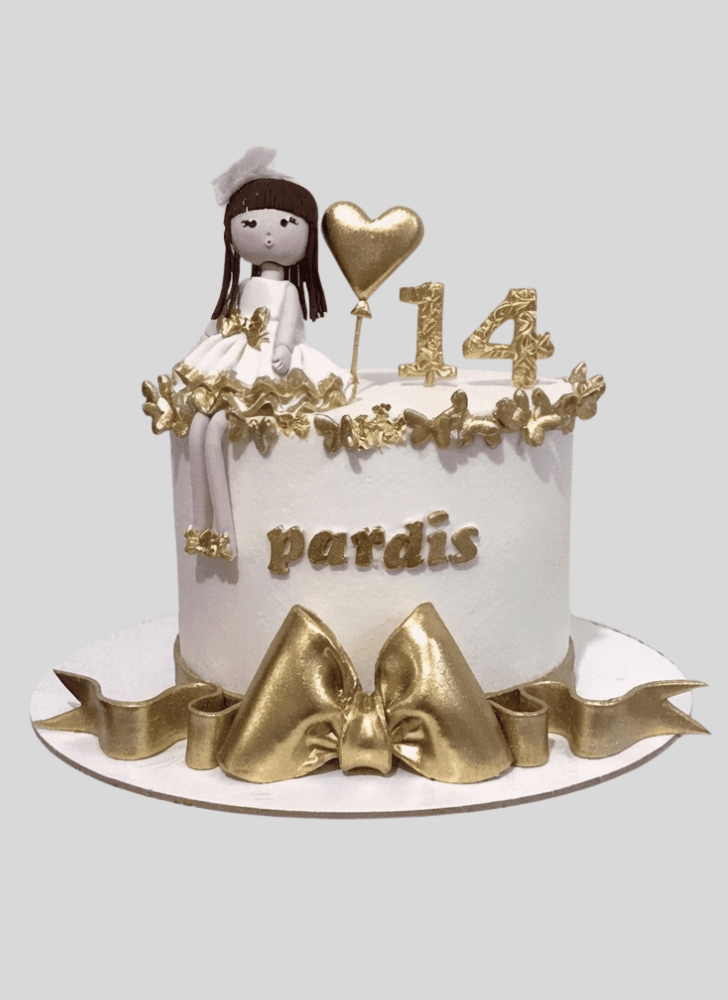 Mesmeric Sister Cake