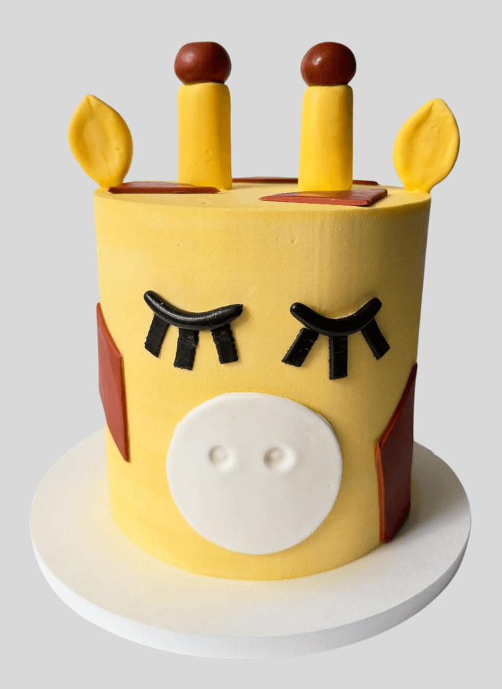 Lovely Giraffe Cake Design