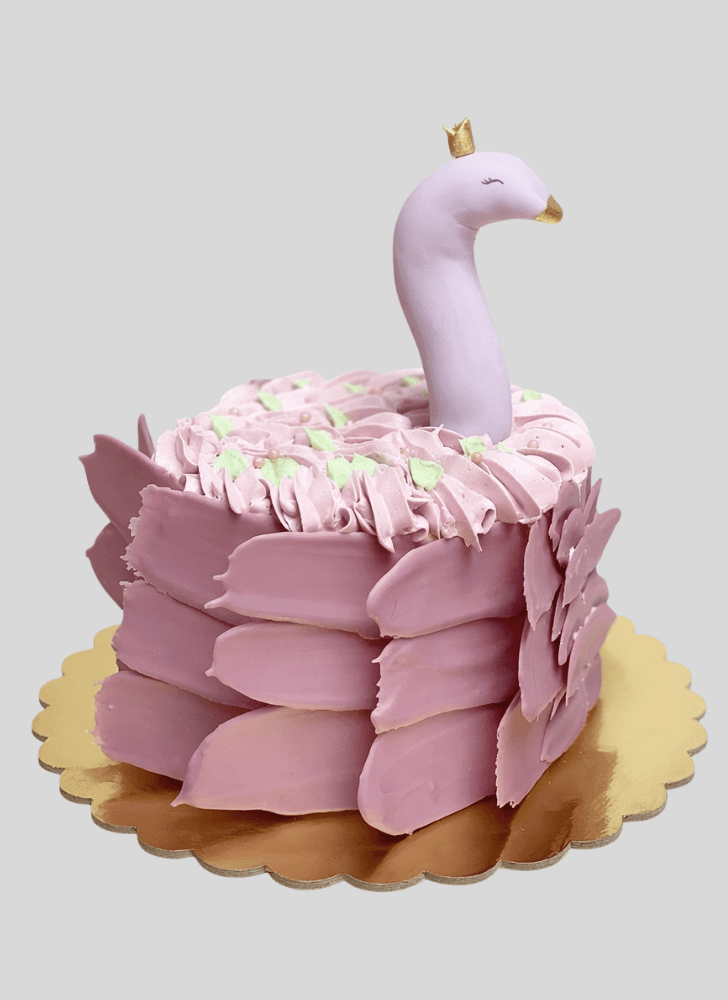 Enticing Swan Cake