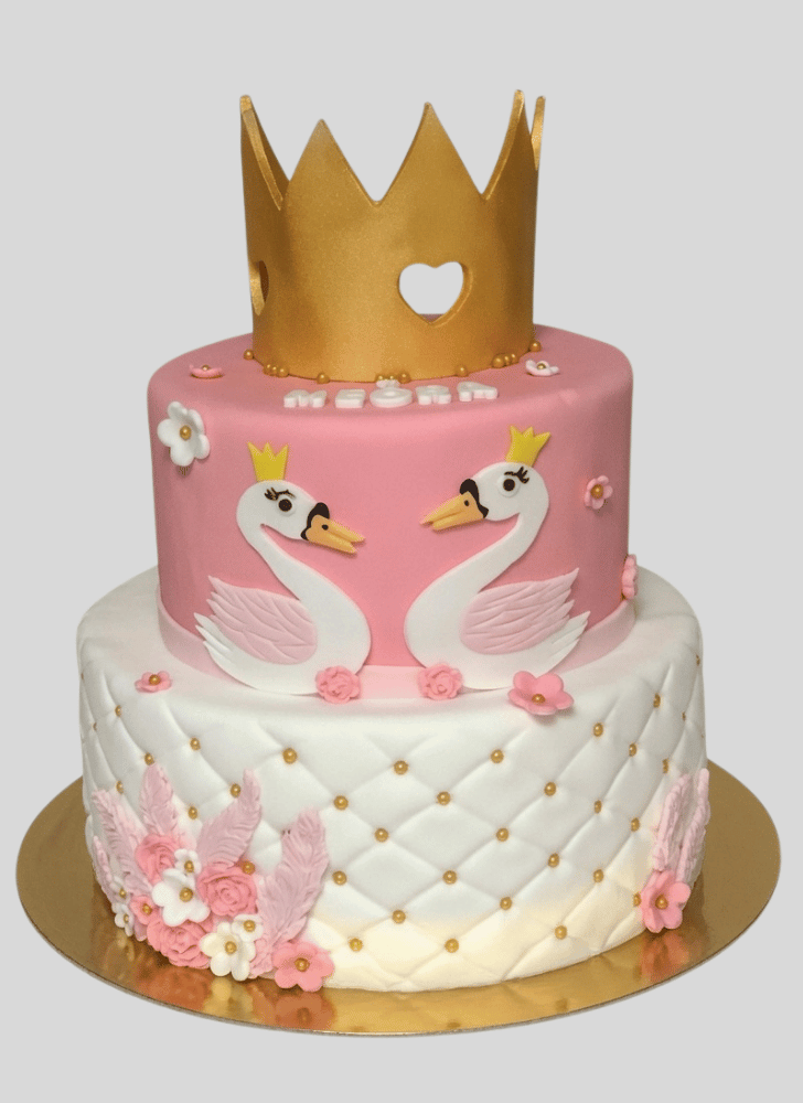 Fine Swan Cake