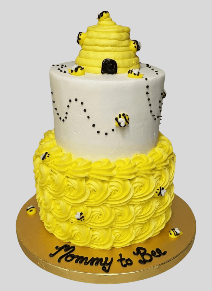 Comely Bee Cake