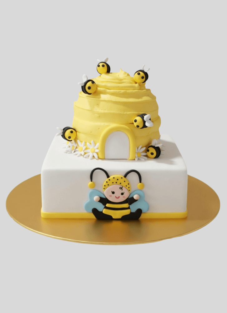 Delicate Bee Cake