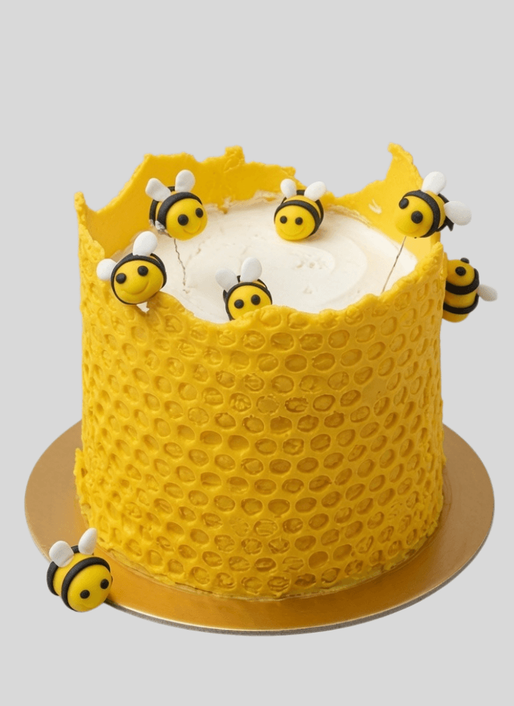 Ravishing Bee Cake