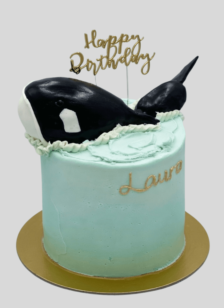 Comely Blue Whale Cake