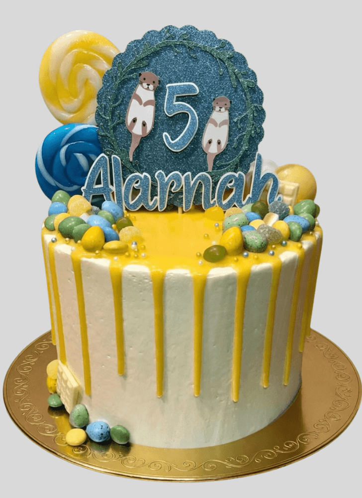Dazzling Otter Cake