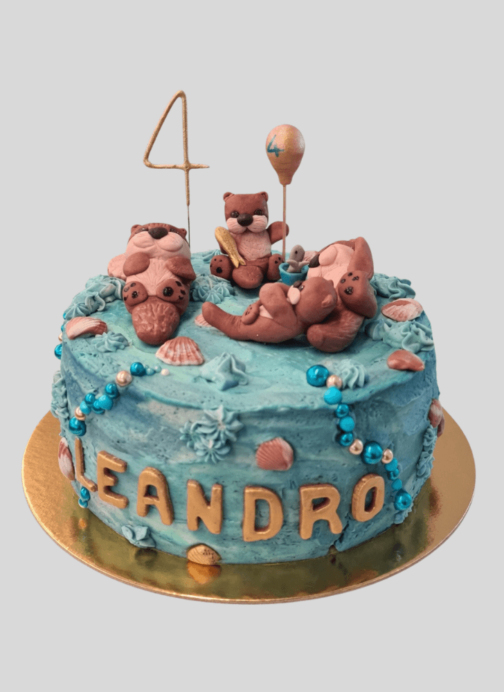 Shapely Otter Cake