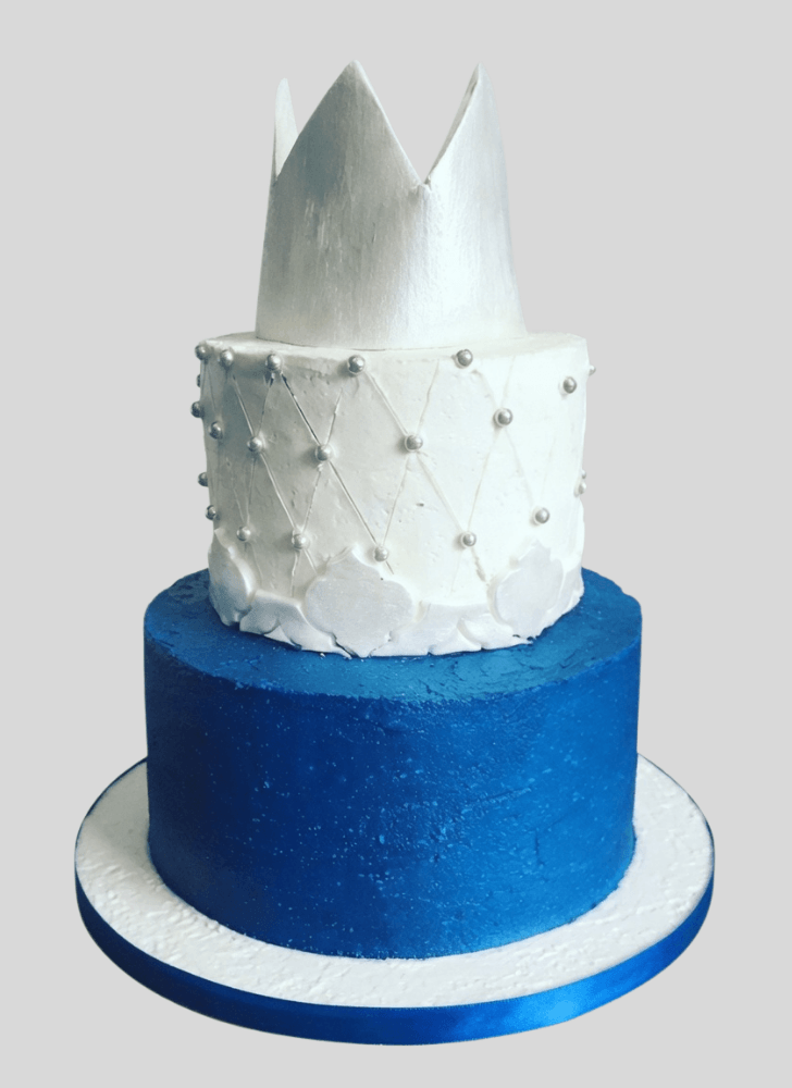 Delightful Queen Cake