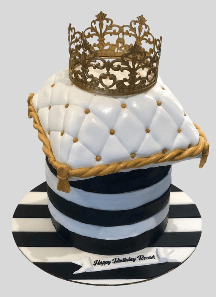 Fetching Queen Cake