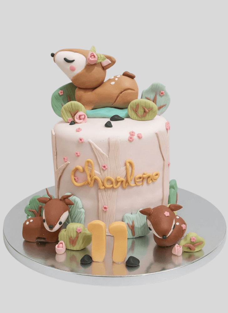 Inviting Reindeer Cake