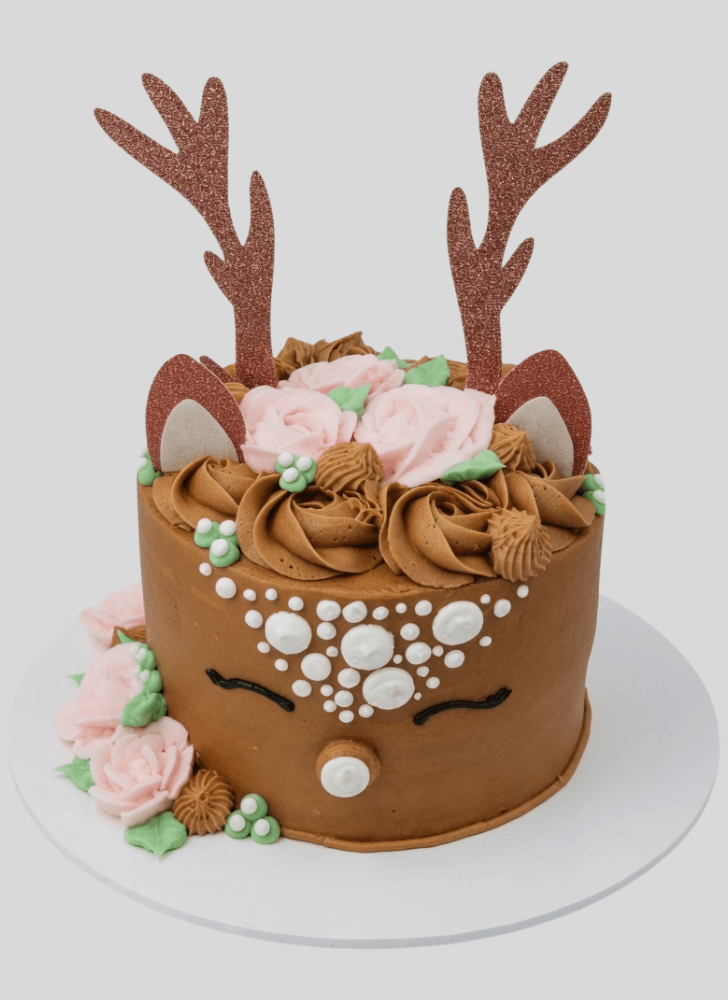 Resplendent Reindeer Cake
