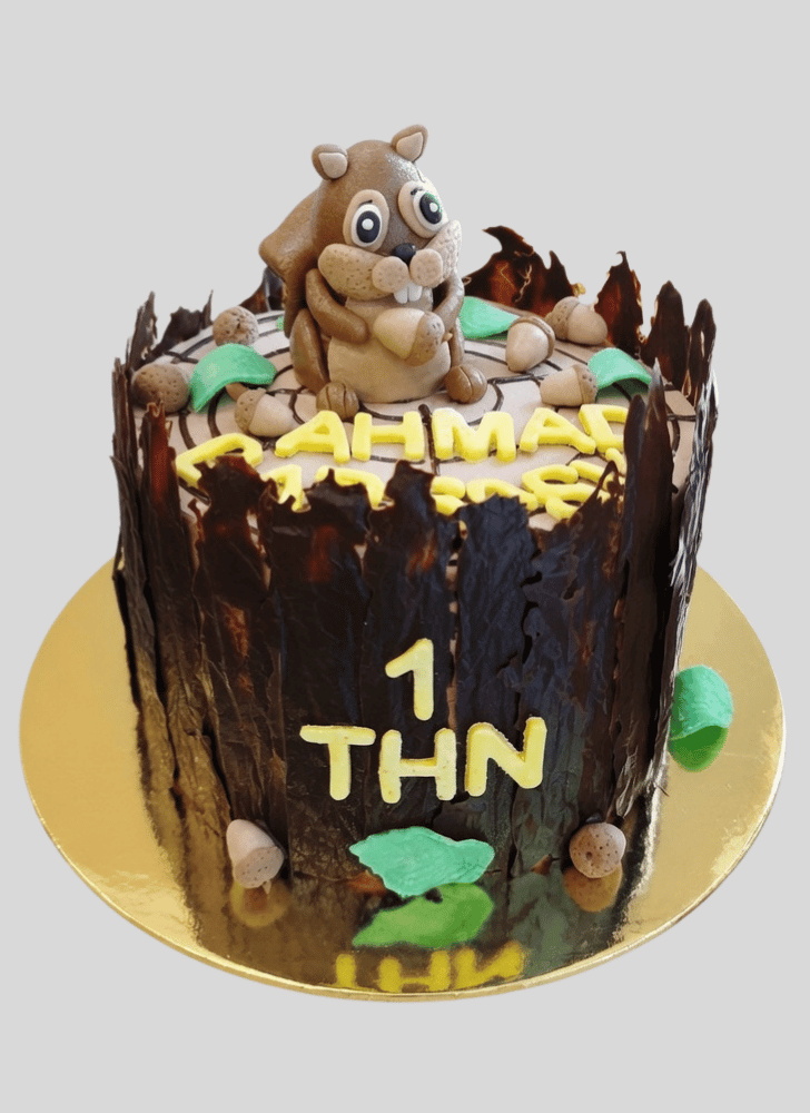 Grand Squirrel Cake