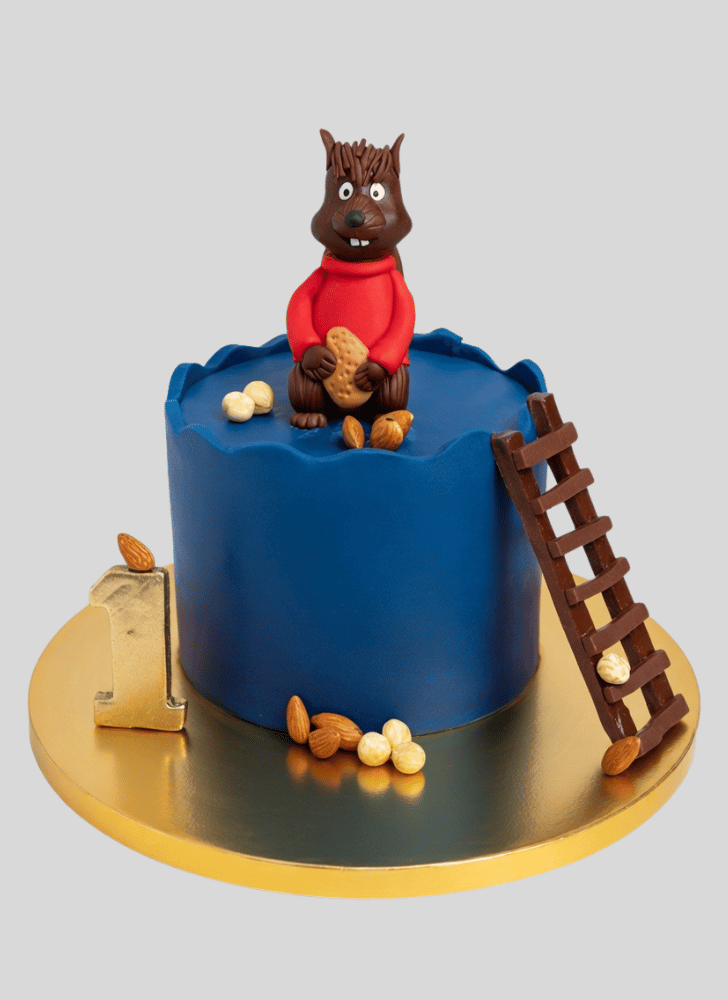 Pretty Squirrel Cake