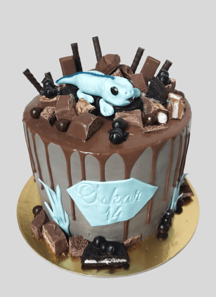 Delicate Ant Cake