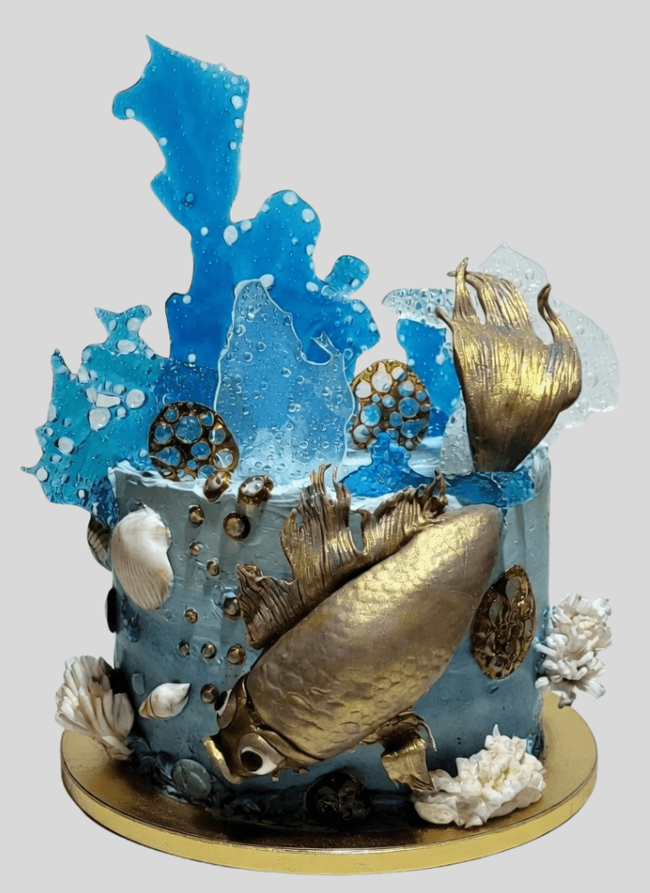 Dazzling Goldfish Cake