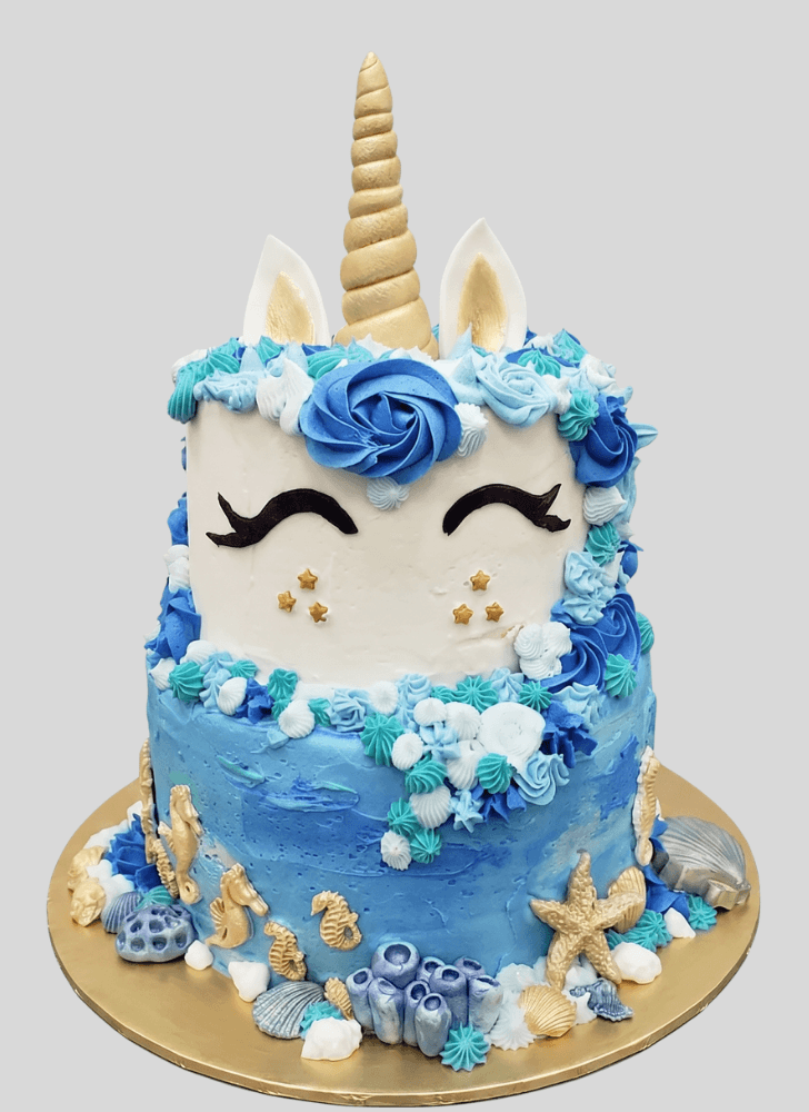 Elegant Seahorse Cake