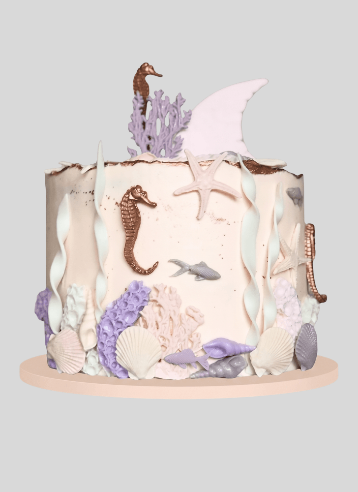 Refined Seahorse Cake