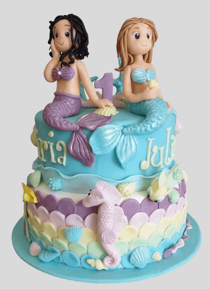 Resplendent Seahorse Cake