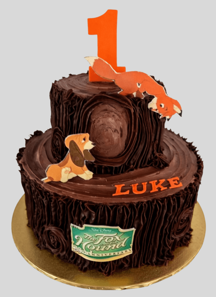 Delightful The Fox and the Hound Cake