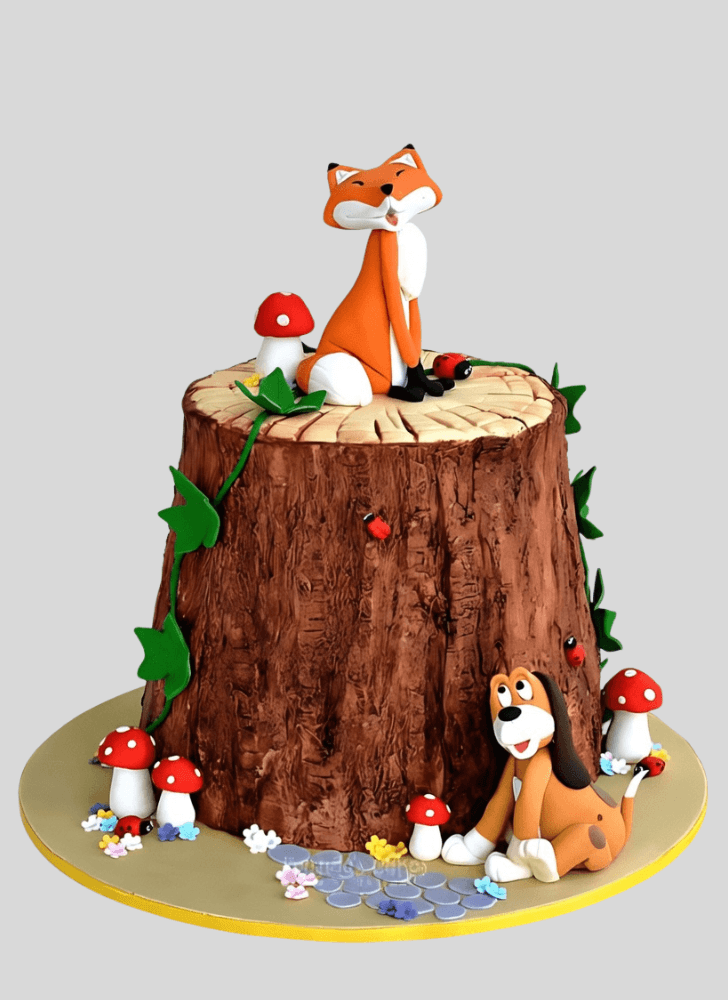Graceful The Fox and the Hound Cake