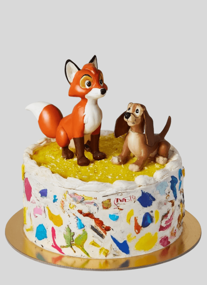 Shapely The Fox and the Hound Cake