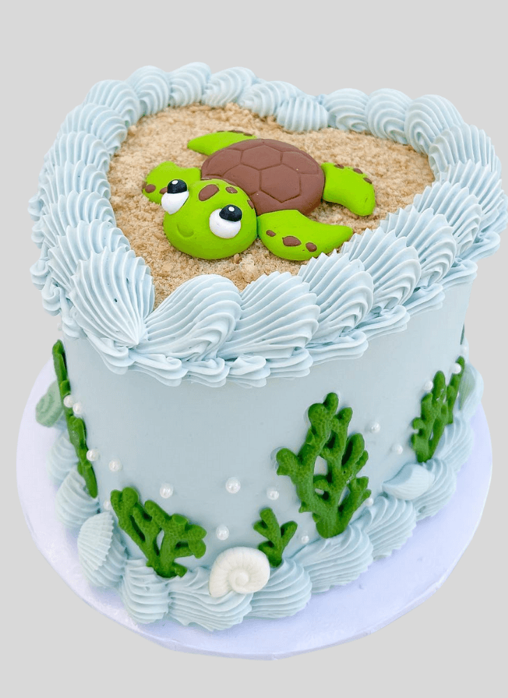 Grand Turtle Cake