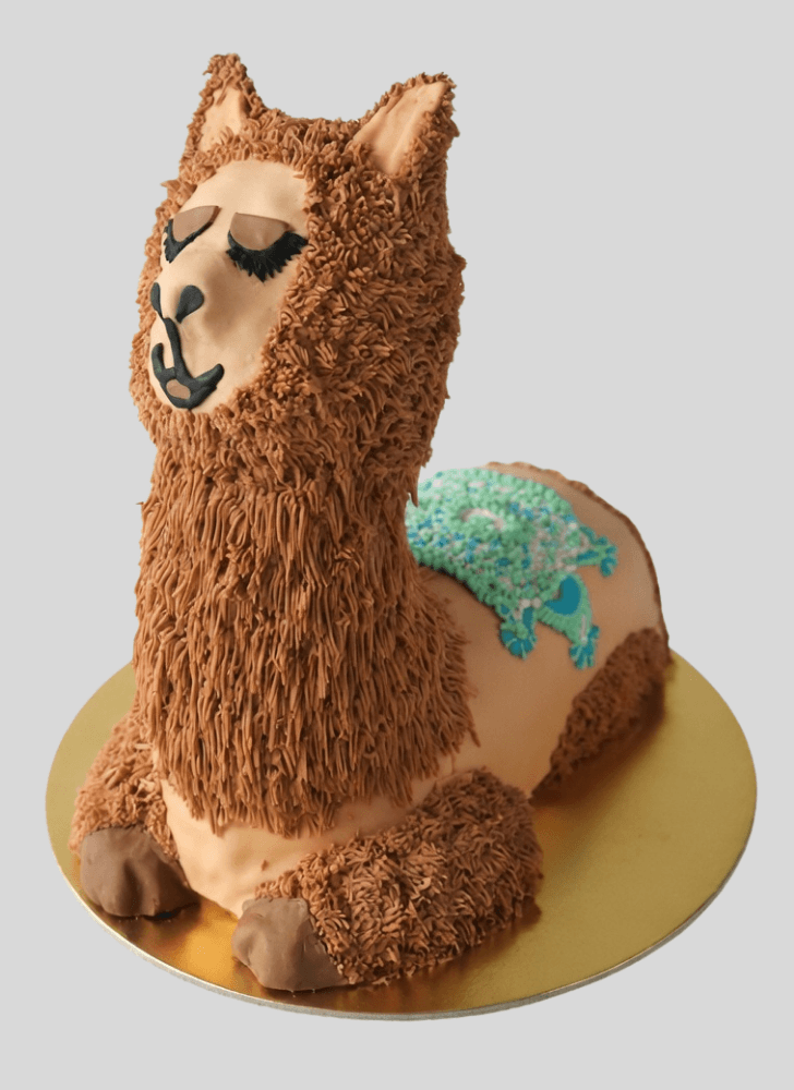 Stunning Alpaca Cake