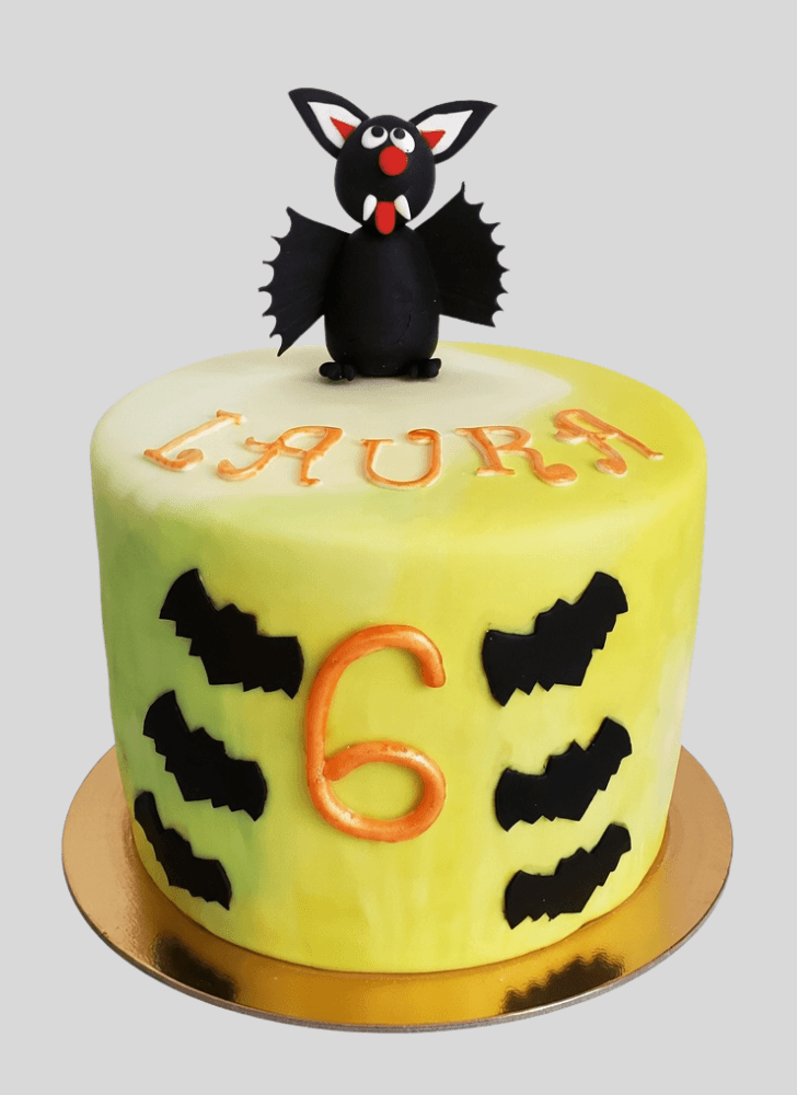 Good Looking Bat Cake