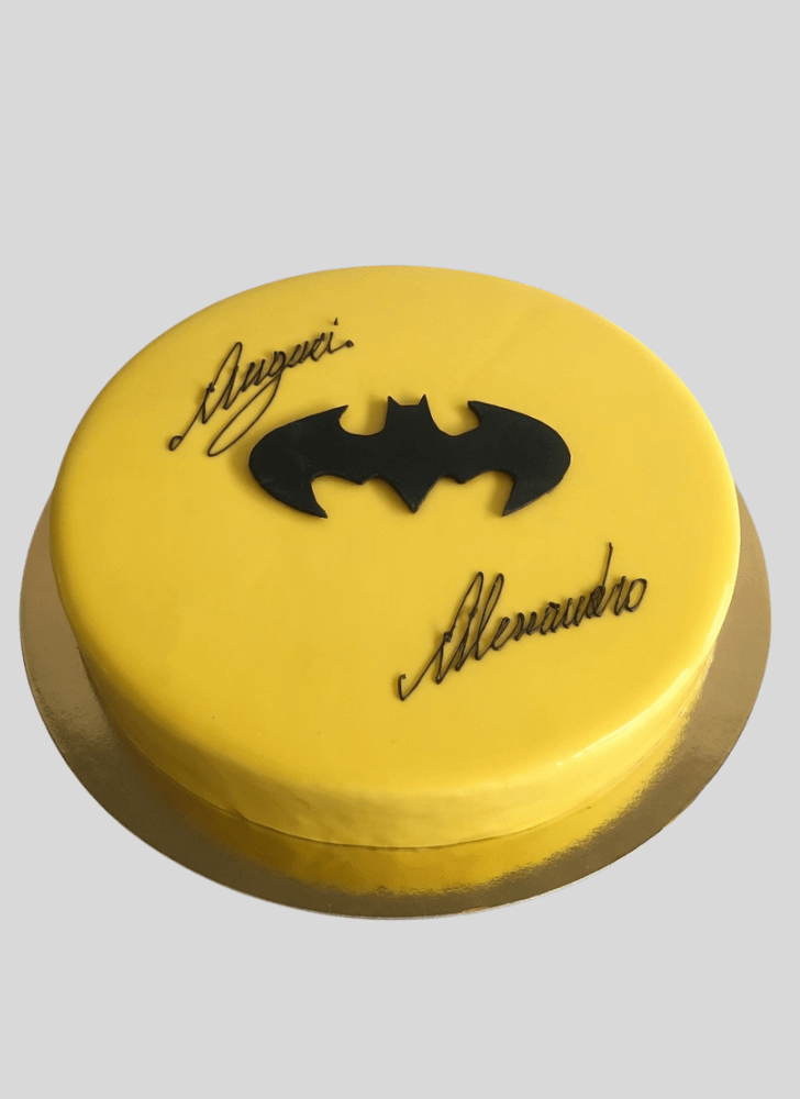Lovely Bat Cake Design