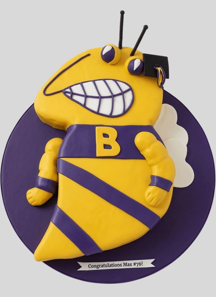 Admirable Hornet Cake Design