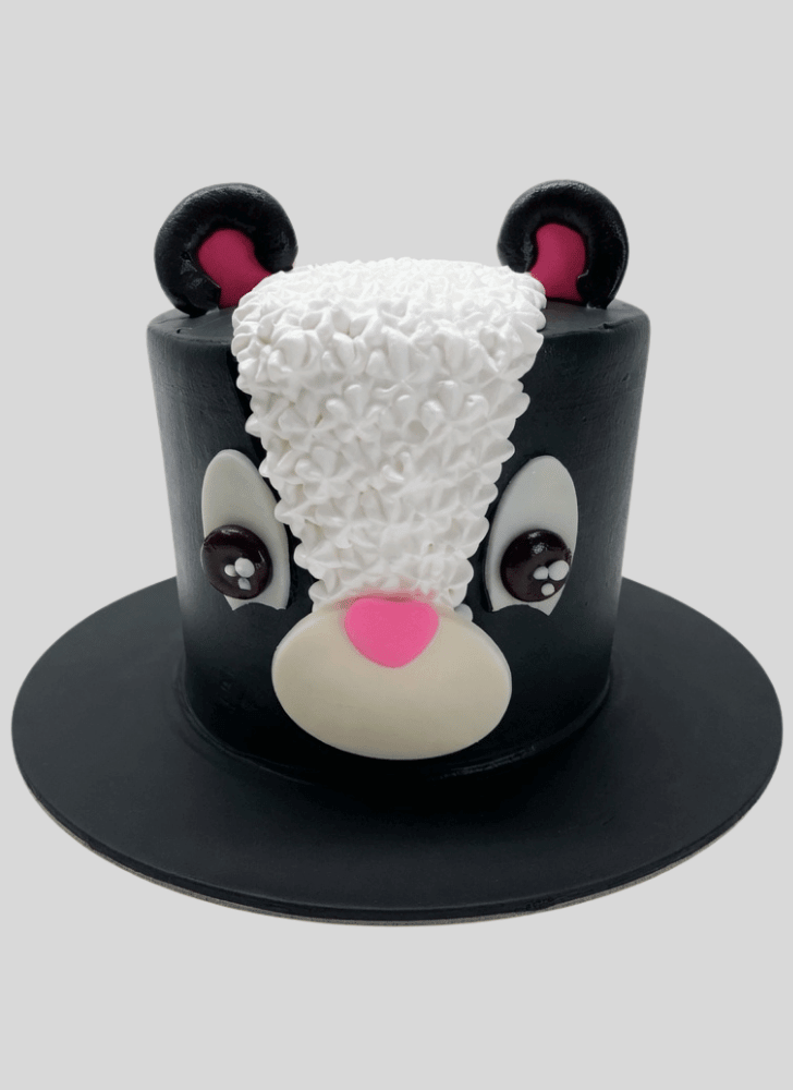 Admirable Skunk Cake Design