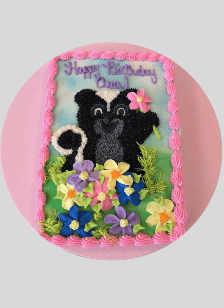 Alluring Skunk Cake