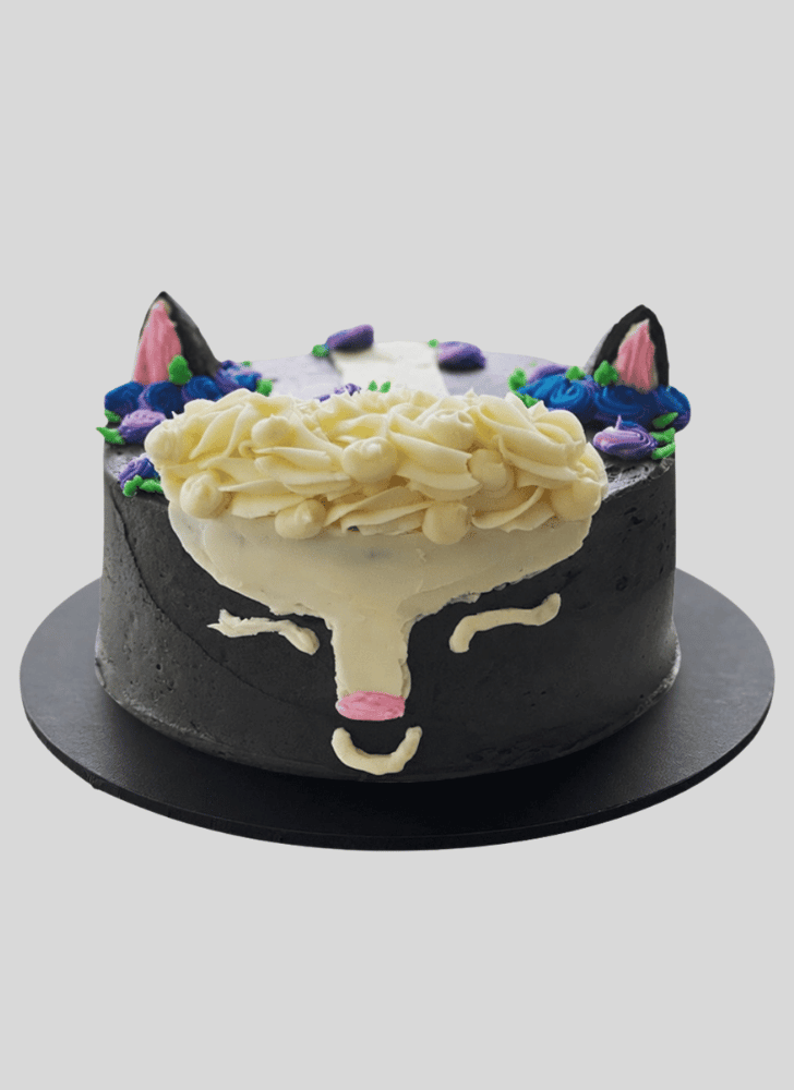 Cute Skunk Cake