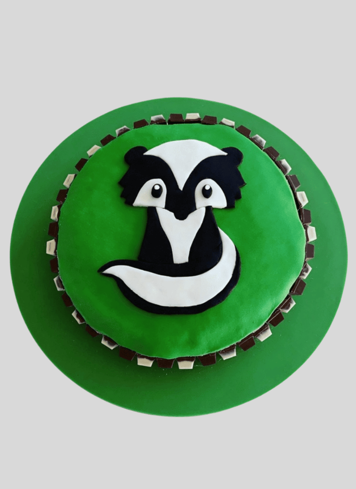 Dazzling Skunk Cake