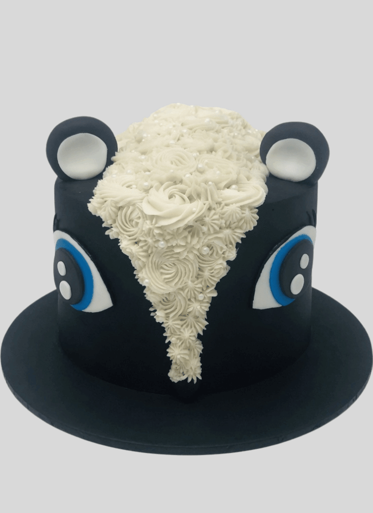 Delightful Skunk Cake