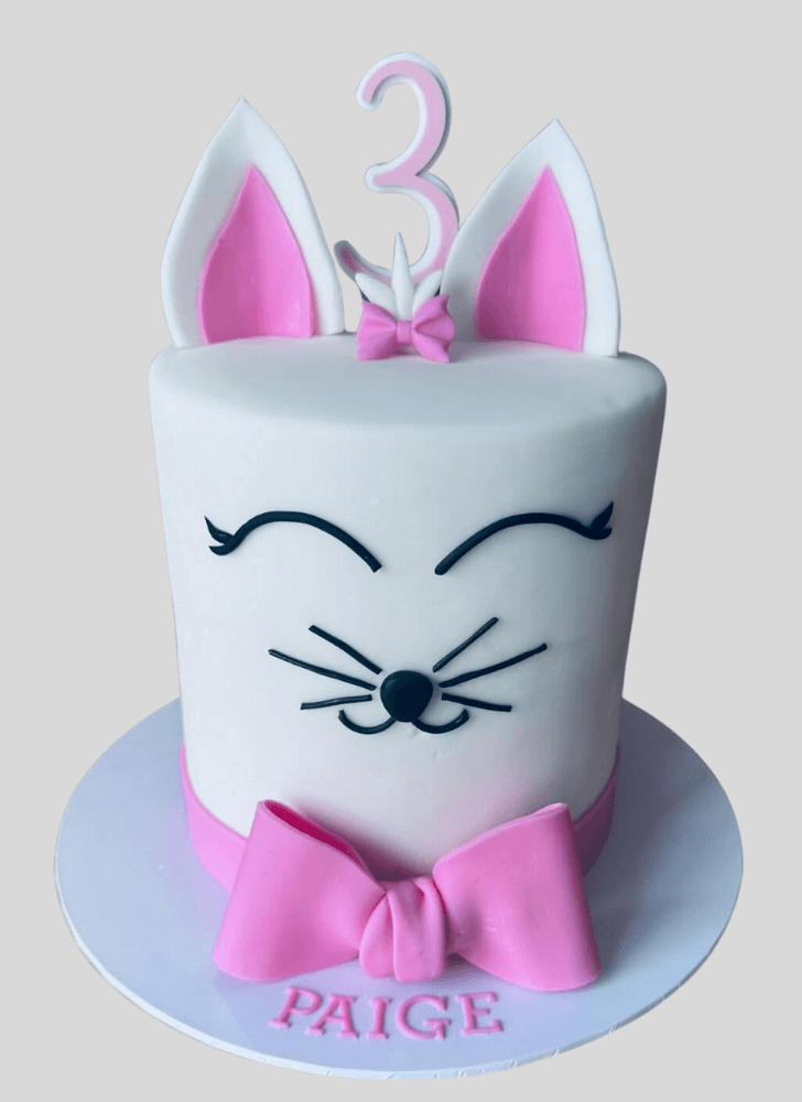 Appealing Cat Cake