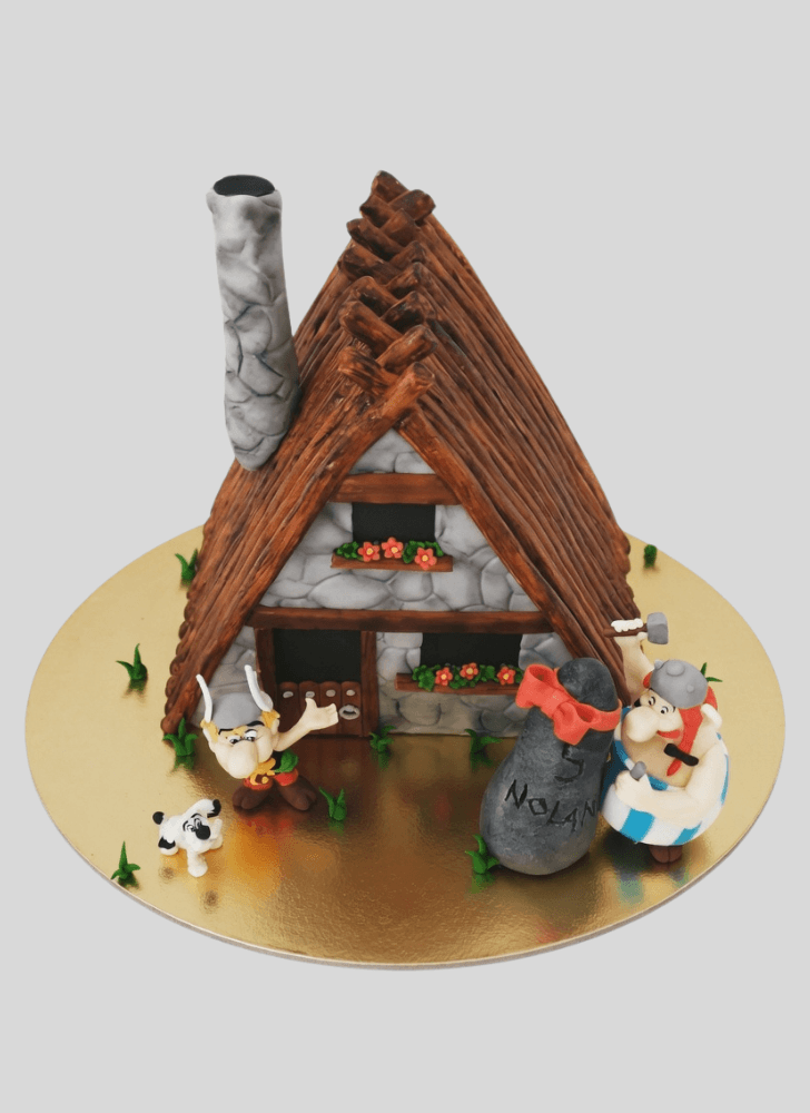 Inviting Asterix Cake