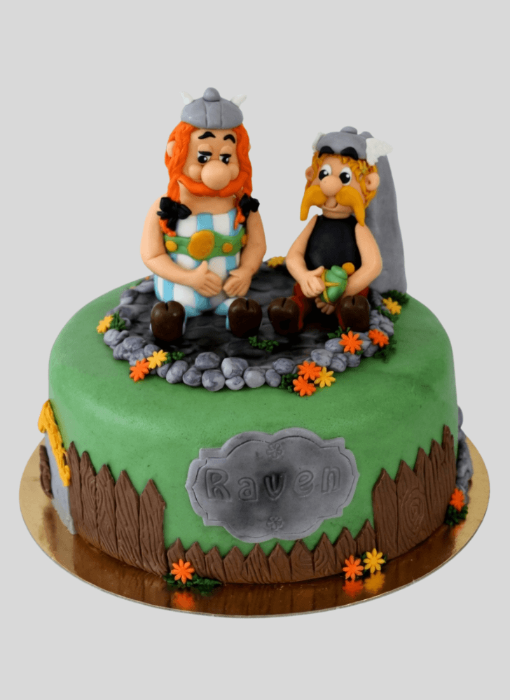 Shapely Asterix Cake