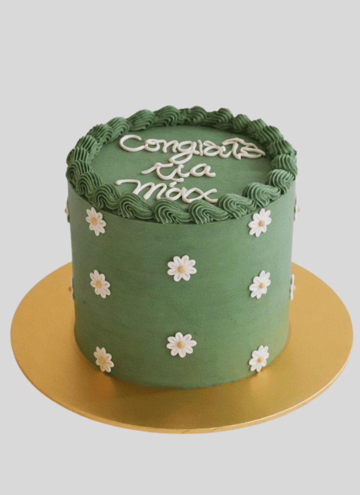 Charming Daisy Cake