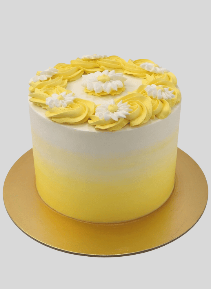 Fascinating Daisy Cake