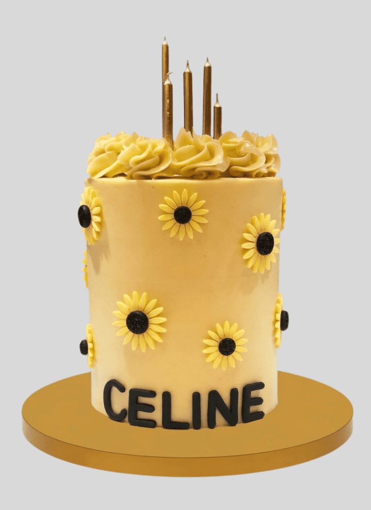 Grand Daisy Cake