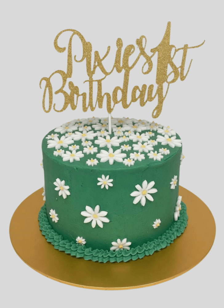 Lovely Daisy Cake Design