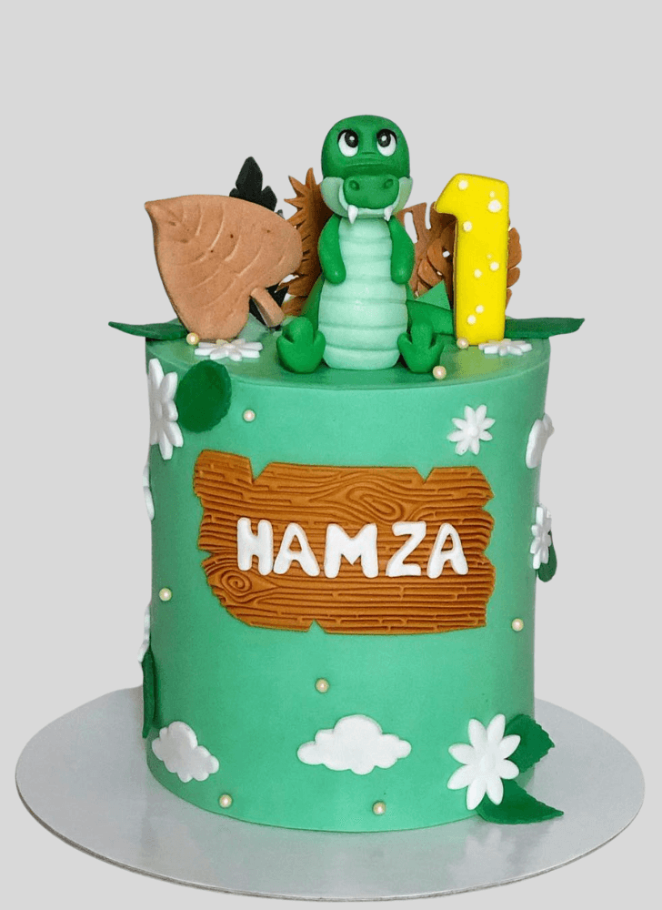 Good Looking Crocodile Cake