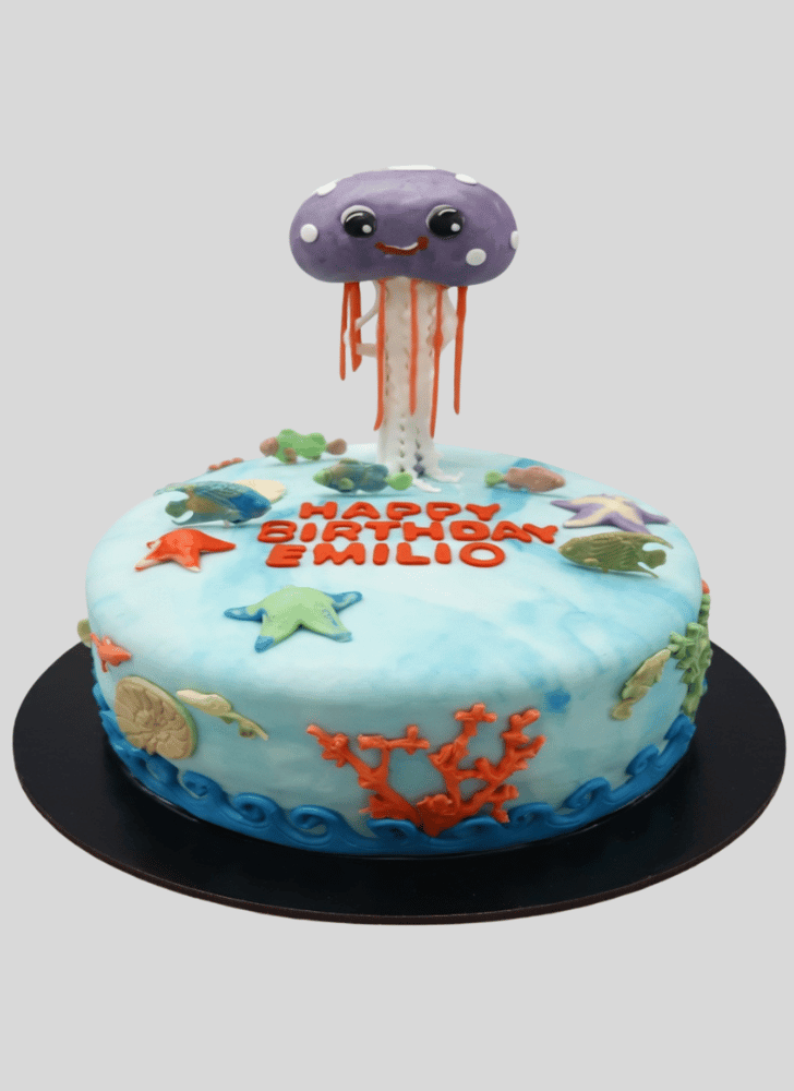 Exquisite Jellyfish Cake