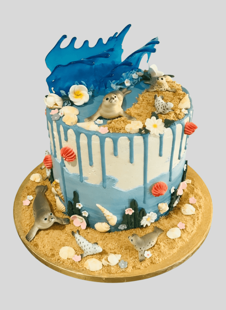 Superb Seals Cake