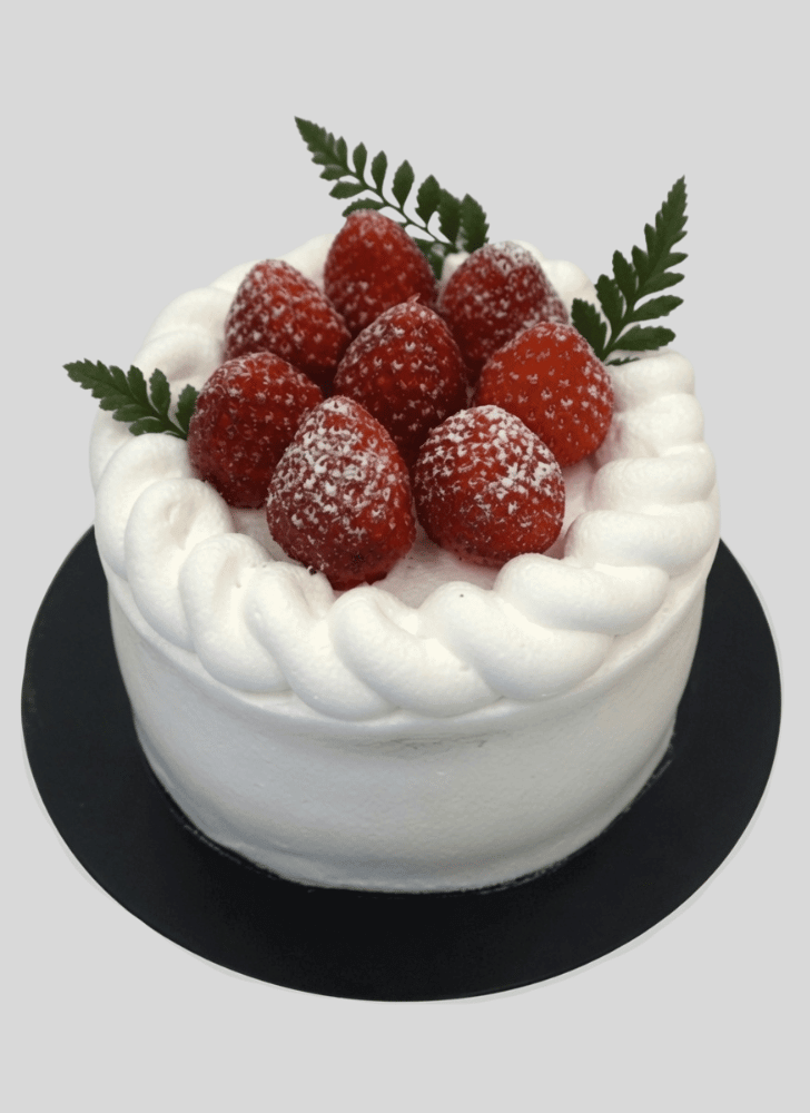 Beauteous Strawberry Cake