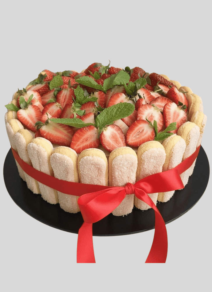 Enthralling Strawberry Cake