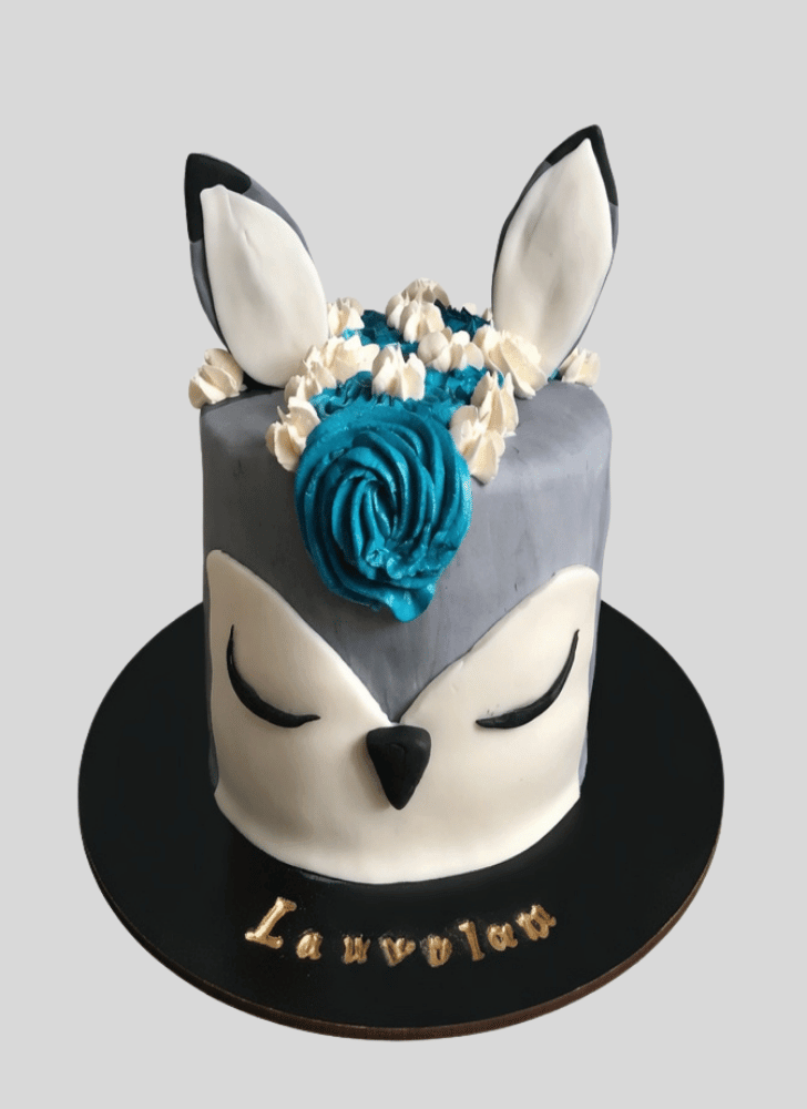 Inviting Wolf Cake